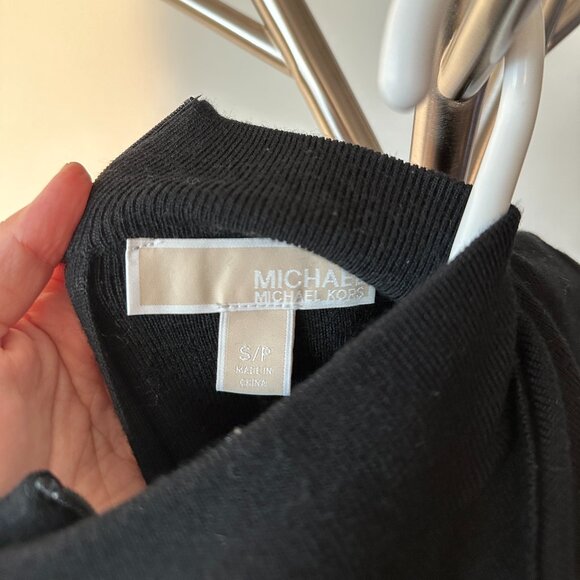 Michael Kors Heart shape cut Turtle Neck Size S Excellent condition - Picture 3 of 3